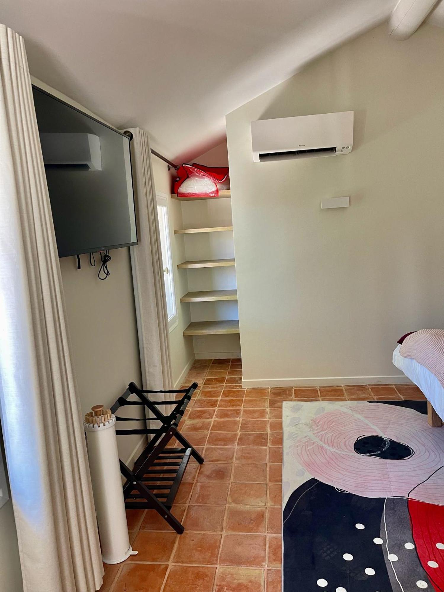 Appart13 Piscine Chauffee De Luxe Belvoir13 A 10 Min D Aix Apartment Aix-en-Provence