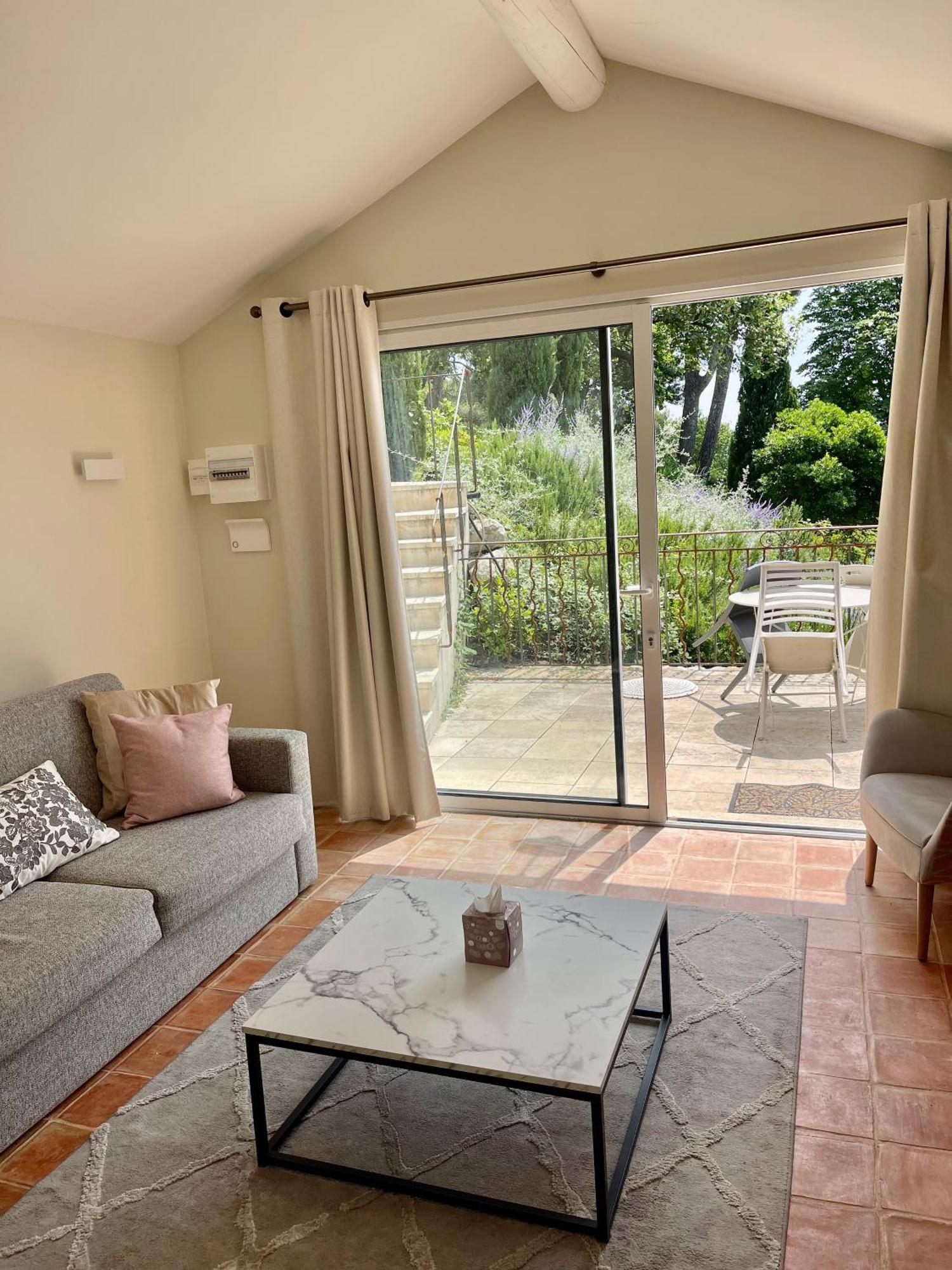 Apartment Appart13 Piscine Chauffee De Luxe Belvoir13 A 10 Min D Aix Aix-en-Provence